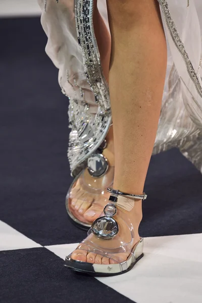 Look 215